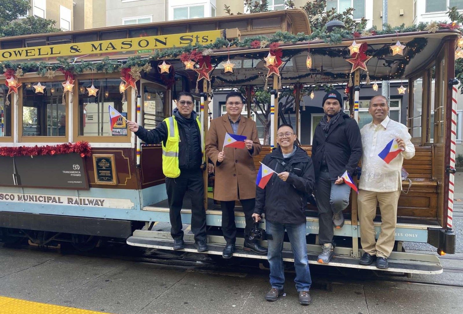 San Francisco's Iconic Cable Car is Dressed Up For Christmas,  Filipino-Style - Philippine Consulate General in San Francisco